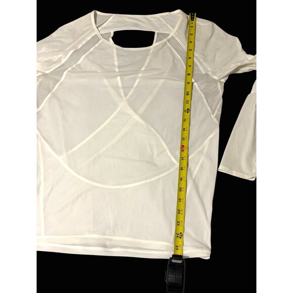 Like New Lululemon If You're Lucky Long Sleeve Tee T-Shirt Top White Size 8/10 M - Picture 8 of 8